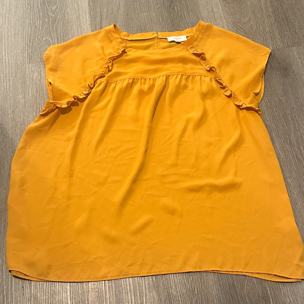 XL Women's Mustard Ruffle Sleeve Top from Loft